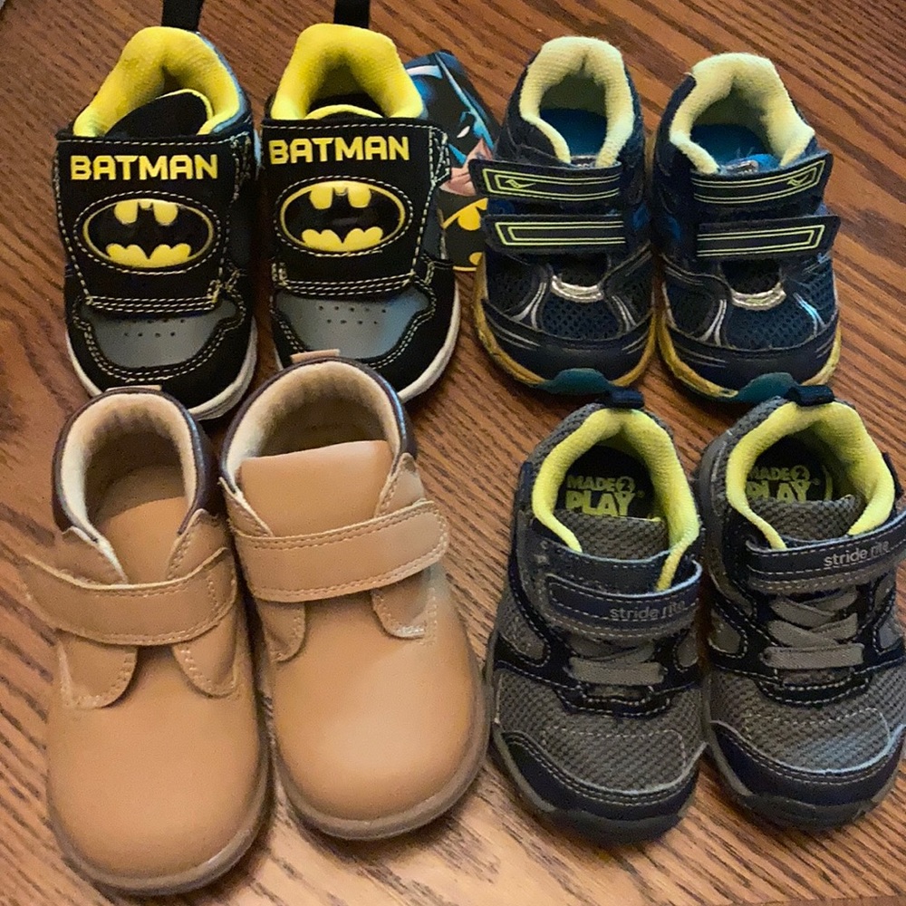 Toddler boy size 5 shoe bundle (2 never worn!)